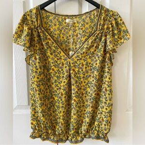 NWT Max Studio Floral Top Size L